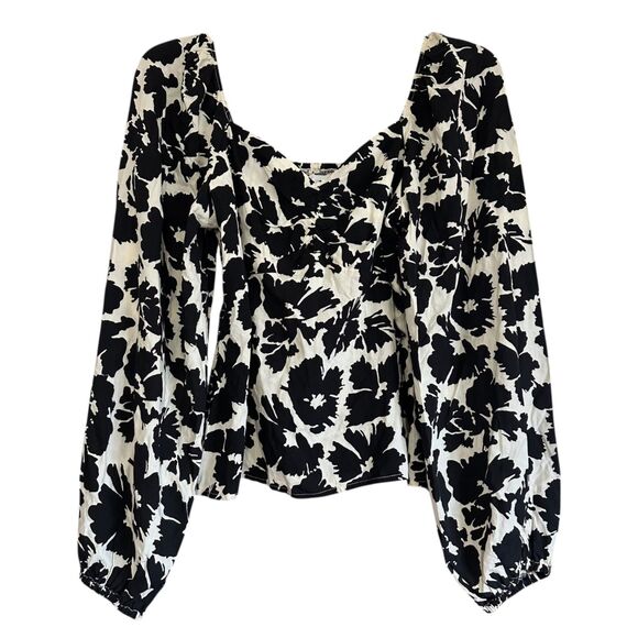 GAP Women's Square Neck Smocked Black Floral Print Top Size M NWT - Picture 1 of 7